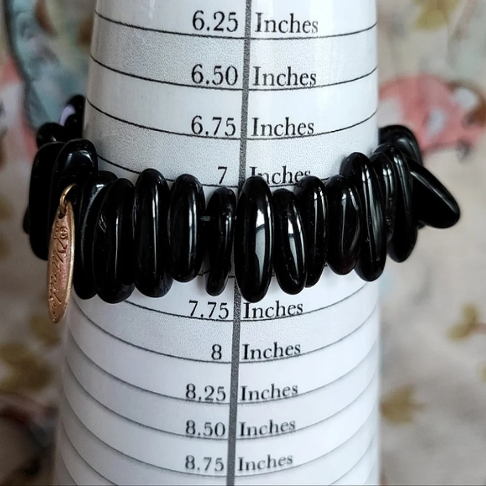 Plunder Black Smooth Tumbled Stone Cream Druzy Gold Tone Stretch Bracelet EUC